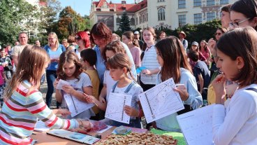 Poznej Karlín: Karlínská slavnost obrazem