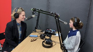 Ráda jsem provokovala učitele a chodila na hranu, říká paní učitelka Barbora Pincová